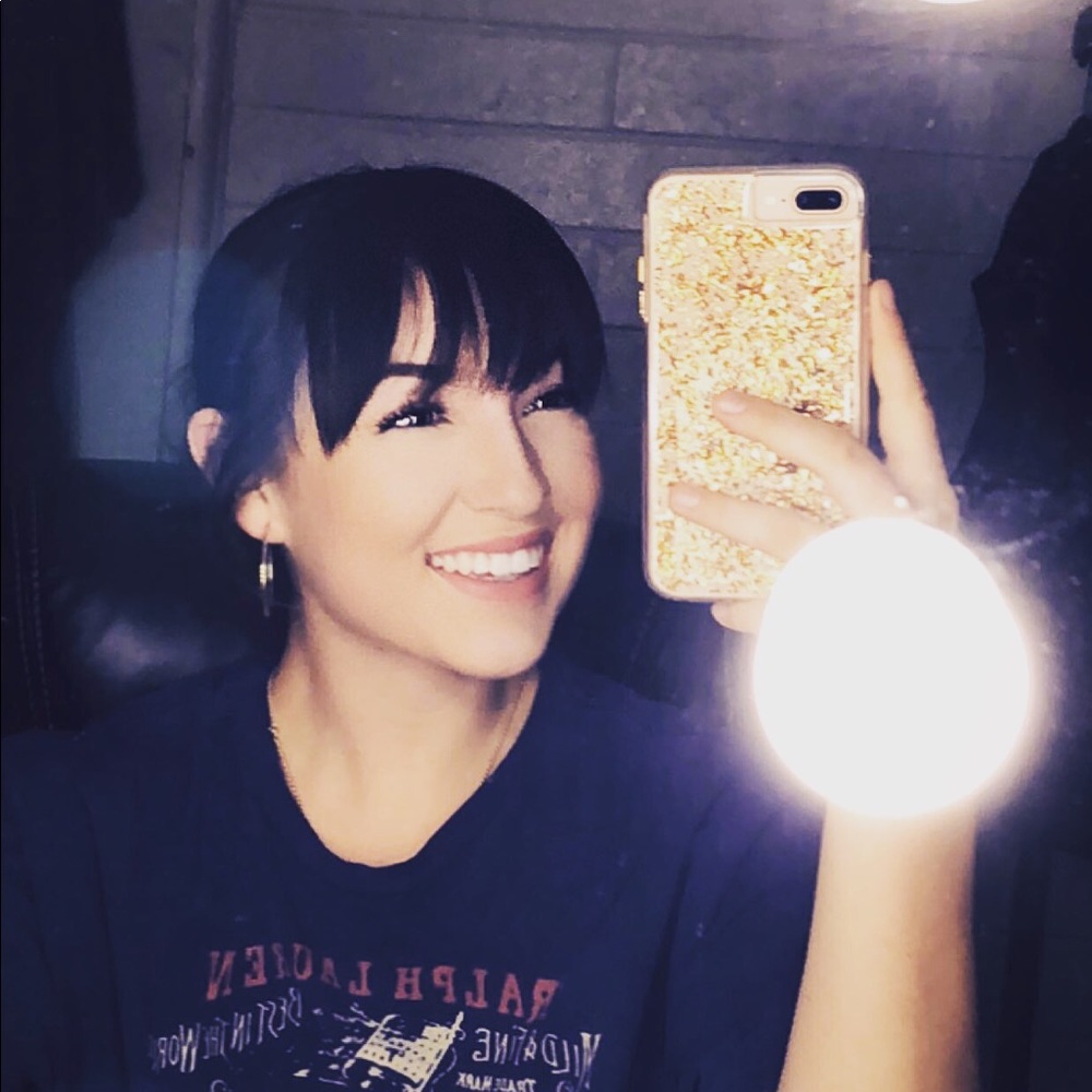 Meet your Posher, Alex